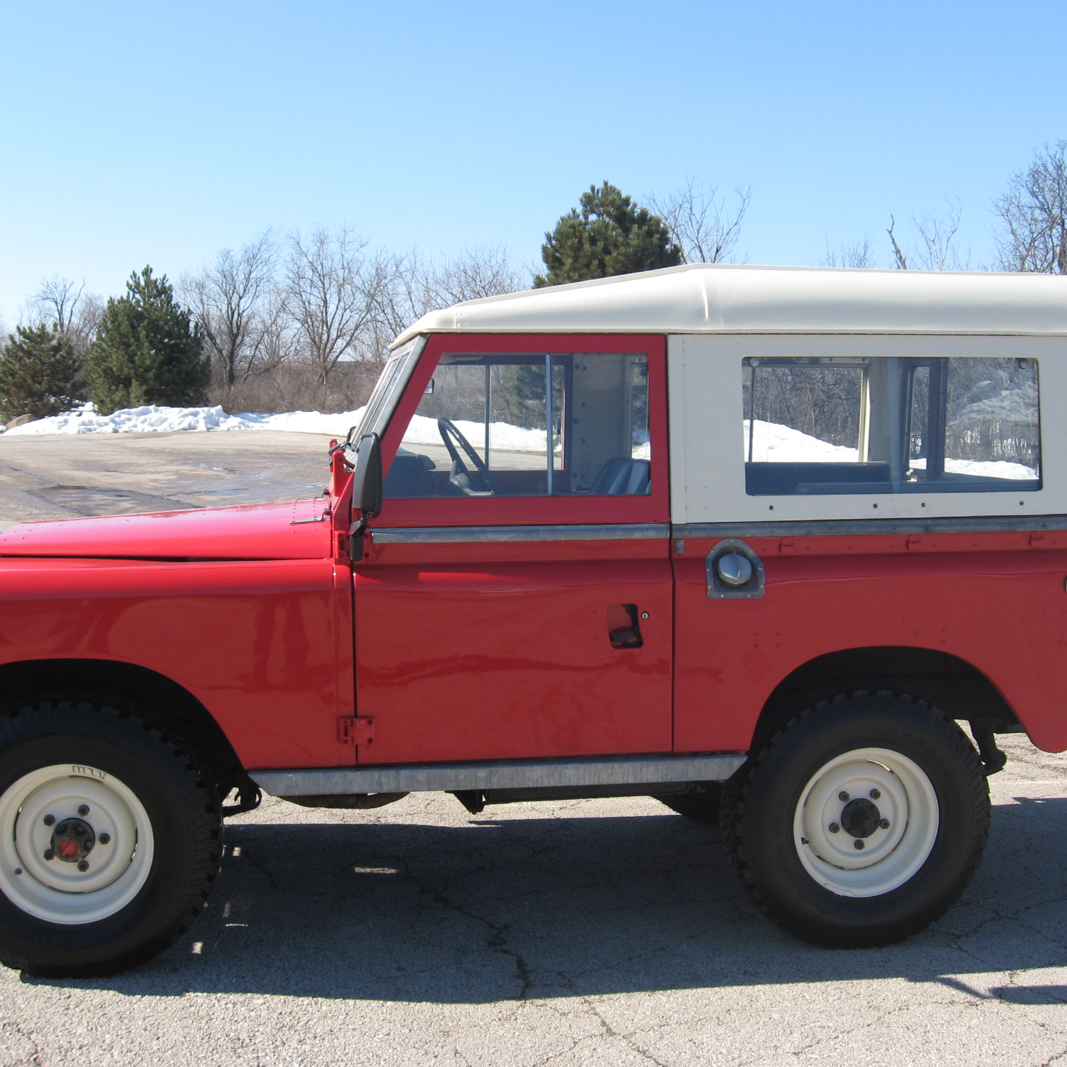 1973 Land Rover