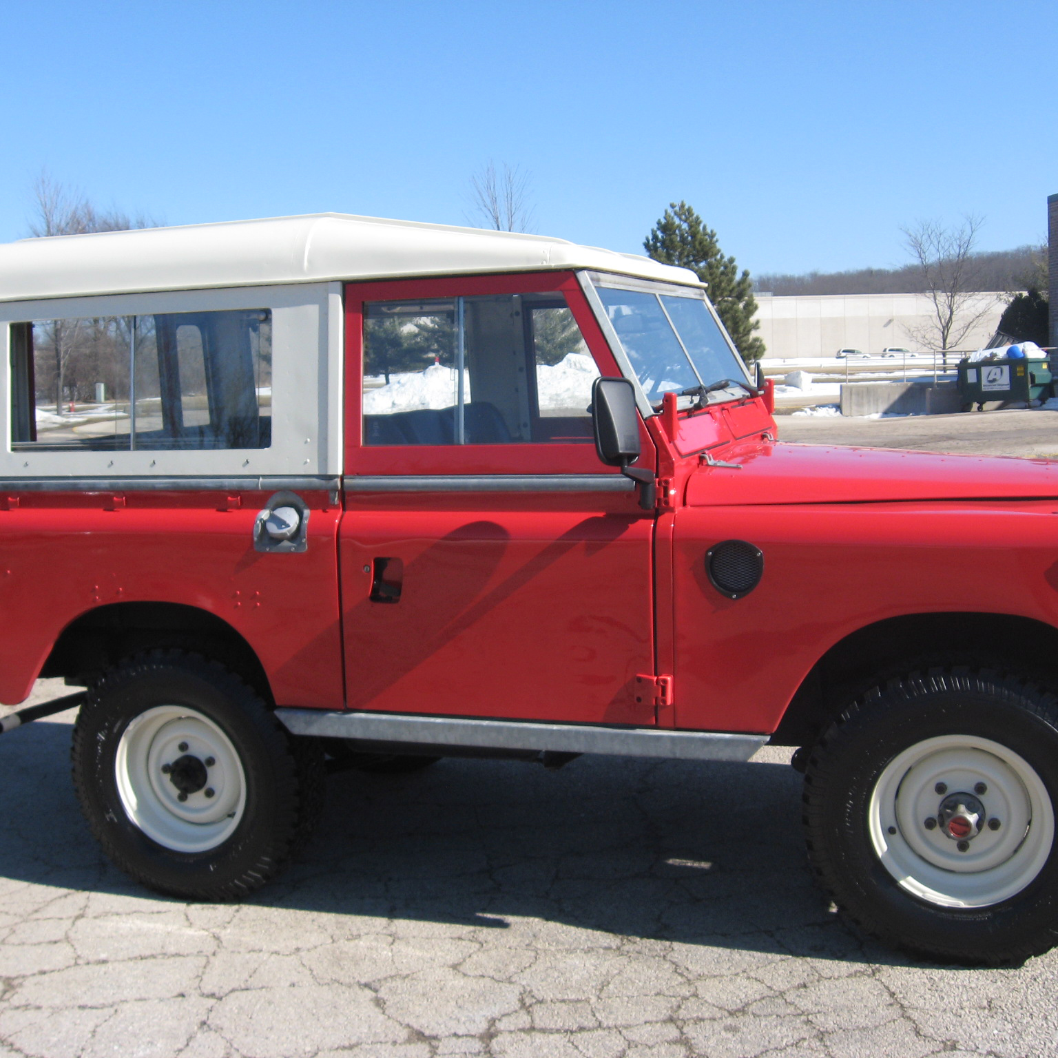 1973 Land Rover